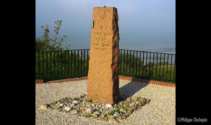 L'Association des amis de l'Eglise de Varengeville sur Mer, aide à la restauration de l'Eglise et du cimetiere marin, ainsi que la chapelle