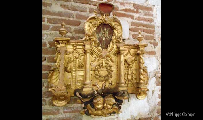 L'Association des amis de l'Eglise de Varengeville sur Mer, aide à la restauration de l'Eglise et du cimetiere marin, ainsi que la chapelle